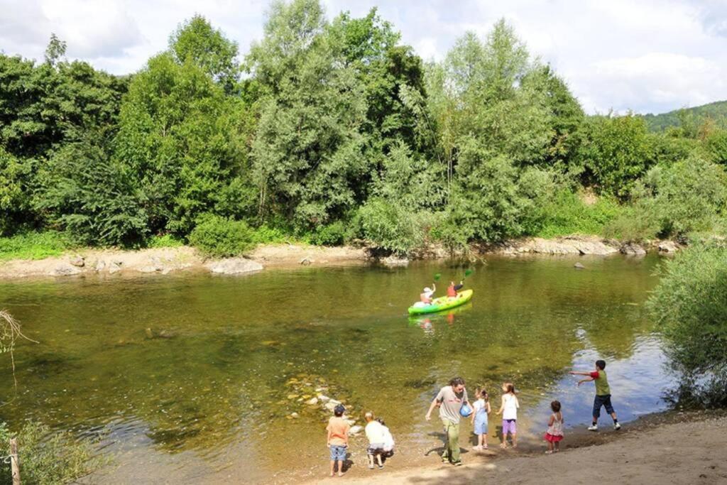 T3 La Savane Saint Geniez D'Olt 2 Piscines Chauffees Dans Une Charmante Residence De Vacances 외부 사진