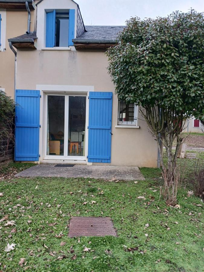 T3 La Savane Saint Geniez D'Olt 2 Piscines Chauffees Dans Une Charmante Residence De Vacances 외부 사진