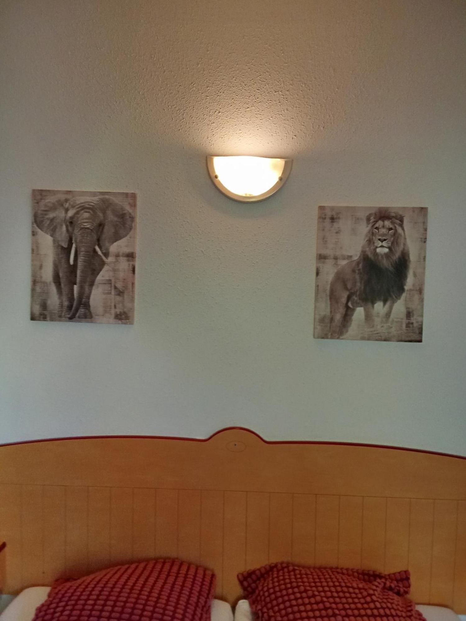 T3 La Savane Saint Geniez D'Olt 2 Piscines Chauffees Dans Une Charmante Residence De Vacances 외부 사진